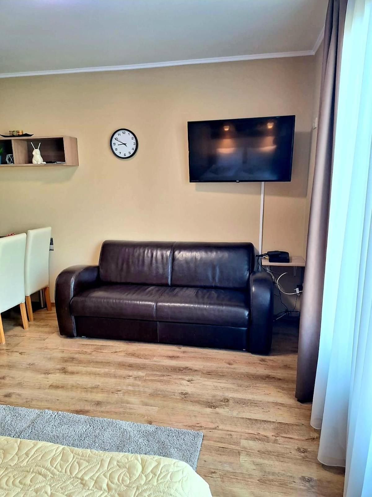 Angyal Apartman Gyula Exterior foto